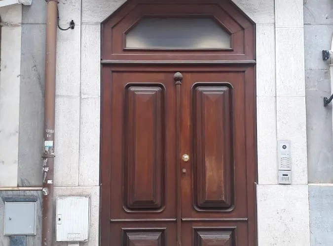 실버 플라워 - 플랫 인 센터