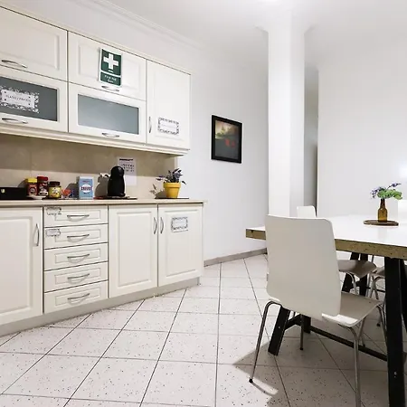 Гостевой дом Silver Flower - Flat In Center Лиссабон