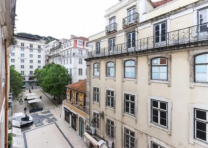 Silver Flower - Flat In Center Pensión